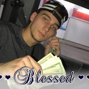 Meet your Posher, Lucas